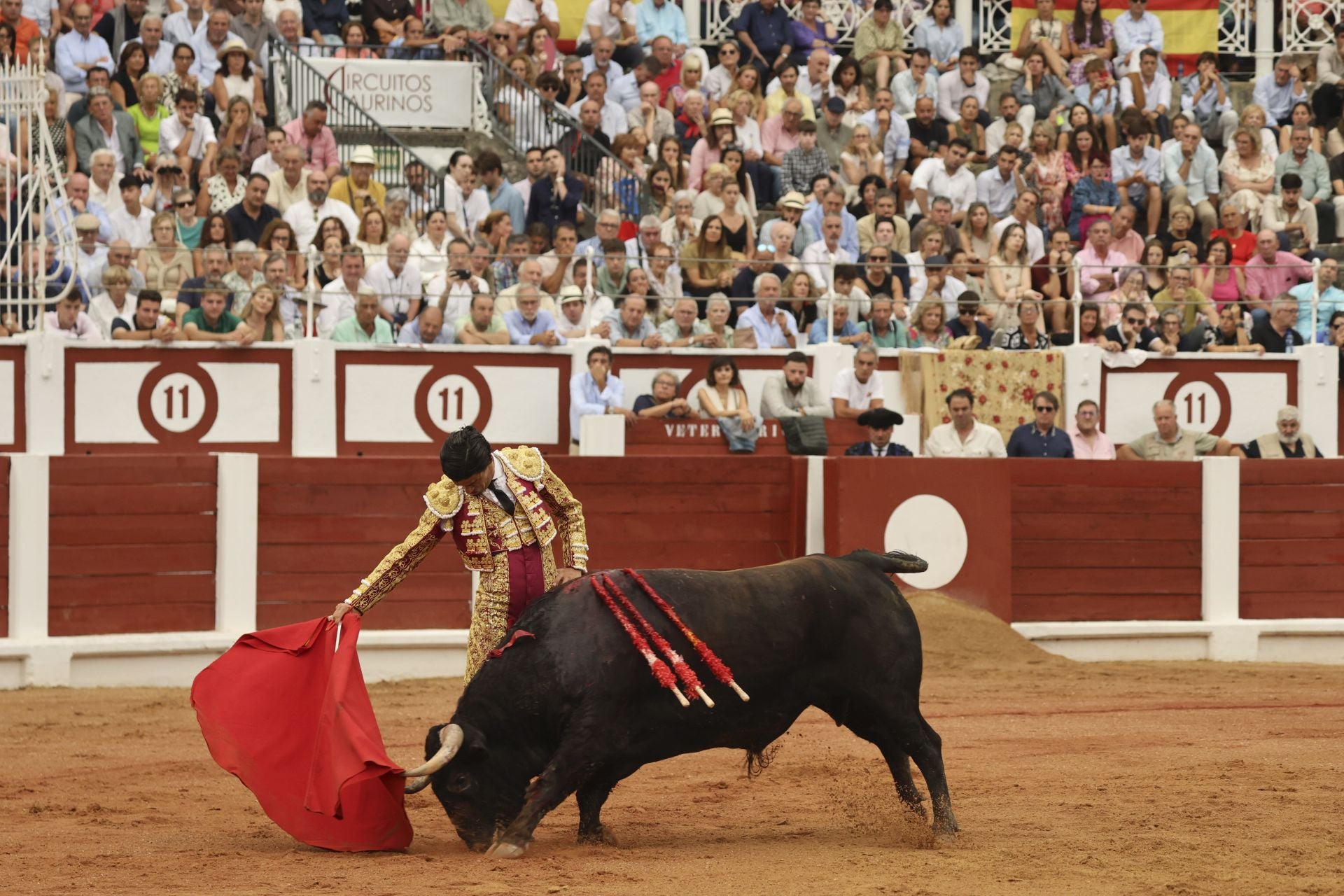 Último día de Feria taurina en Gijón: Manzanares y Talavante triunfan en El Bibio