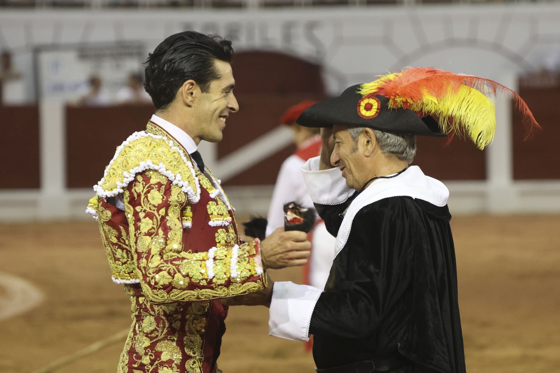 Último día de Feria taurina en Gijón: Manzanares y Talavante triunfan en El Bibio