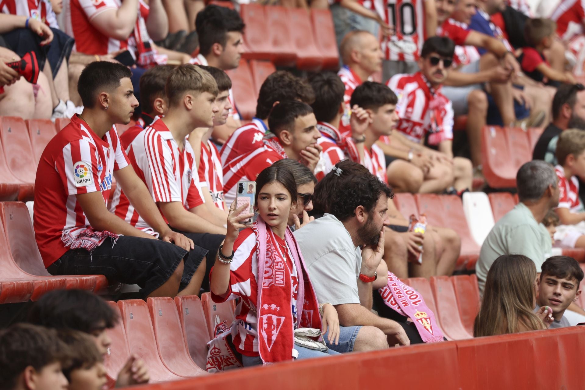 ¿Estuviste en el Sporting de Gijón - Córdoba? ¡Búscate!