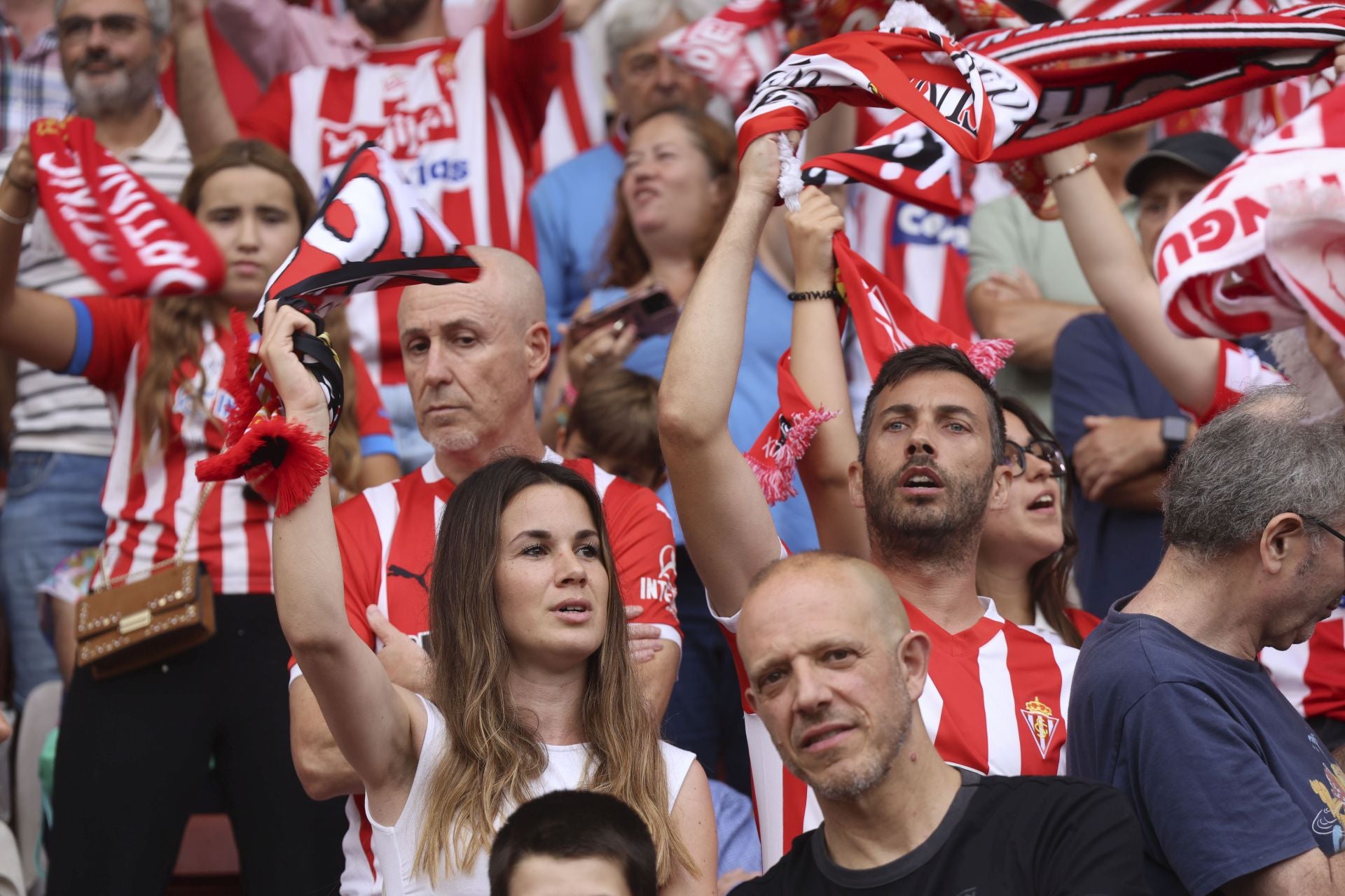 ¿Estuviste en el Sporting de Gijón - Córdoba? ¡Búscate!