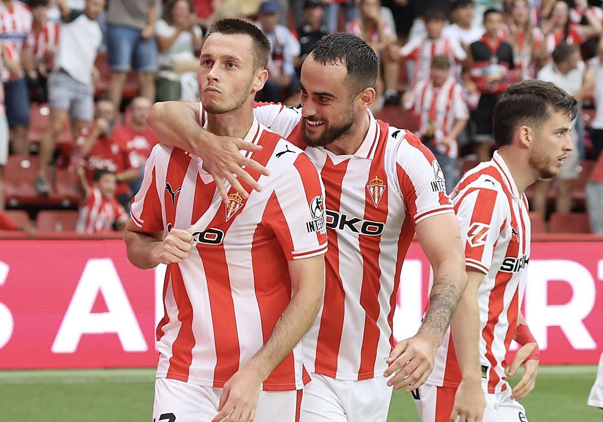 Dubasin celebra su gol junto a Perrin.