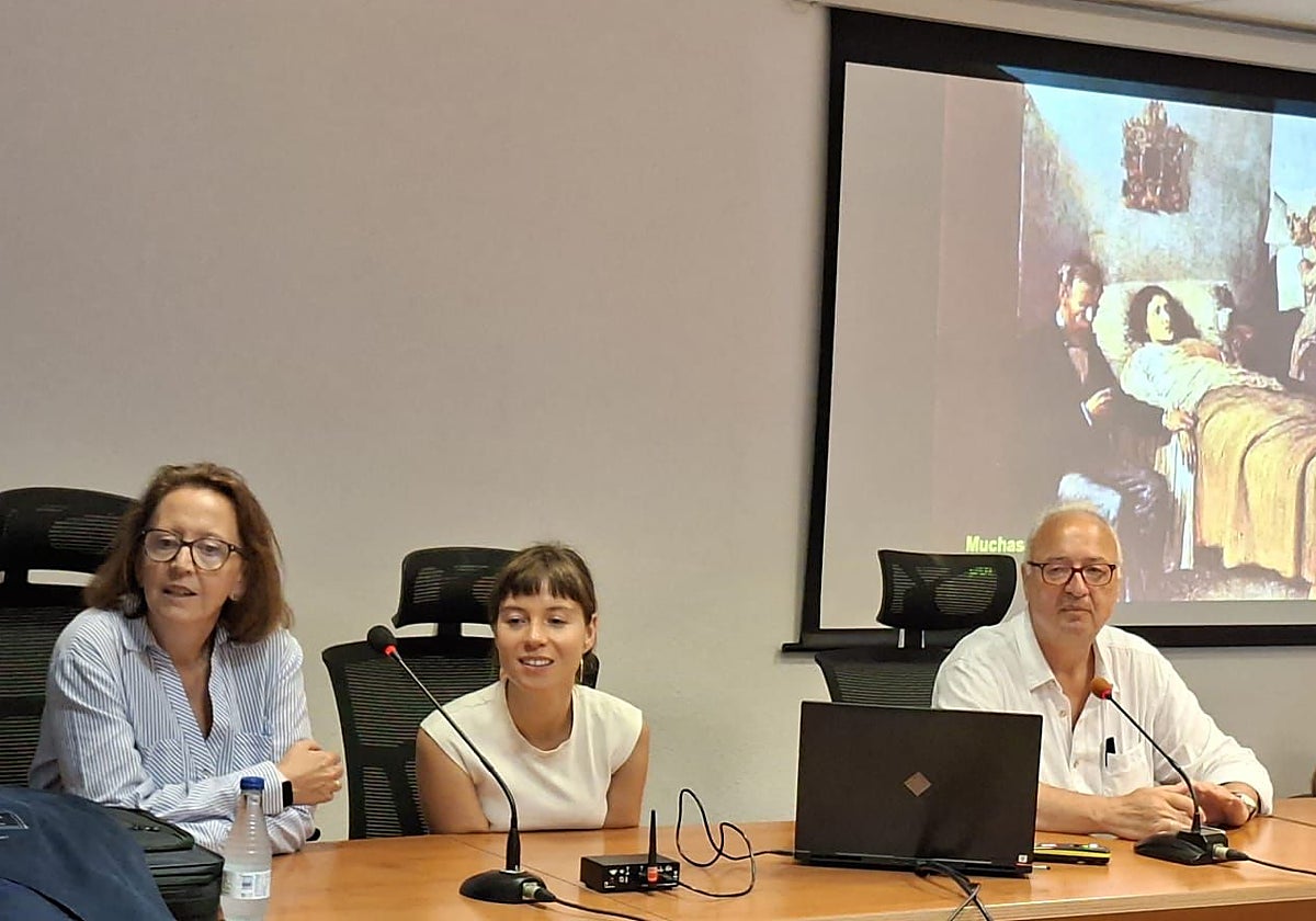 Olga Laosa, Julia Mollá, Leocadio Rodríguez Mañas y Jesús Frías, ayer en Luanco.