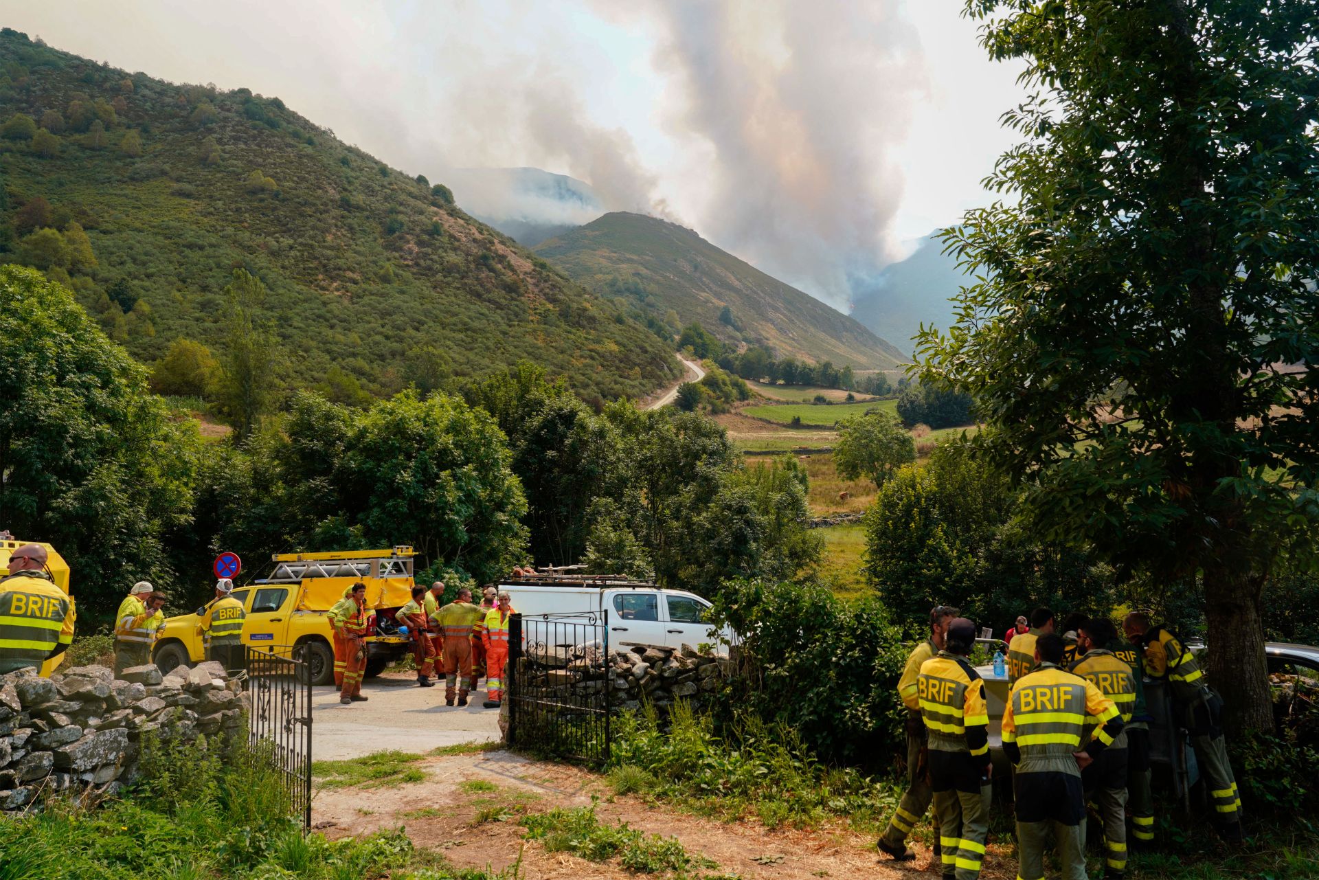 Incendio en Genestoso (Cangas del Narcea)
