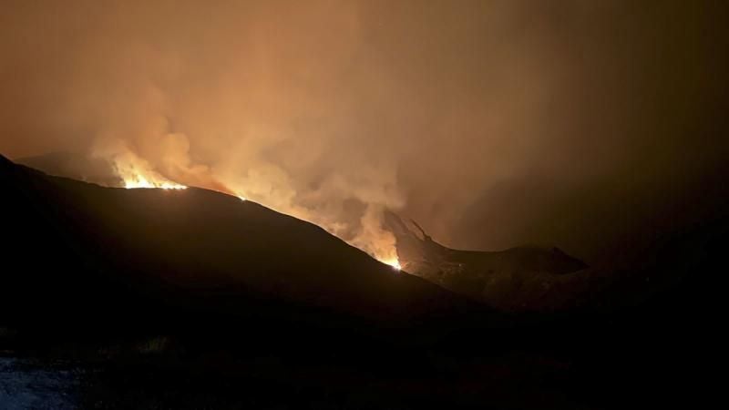 Incendio en la vertiente leonesa de los Picos de Europa