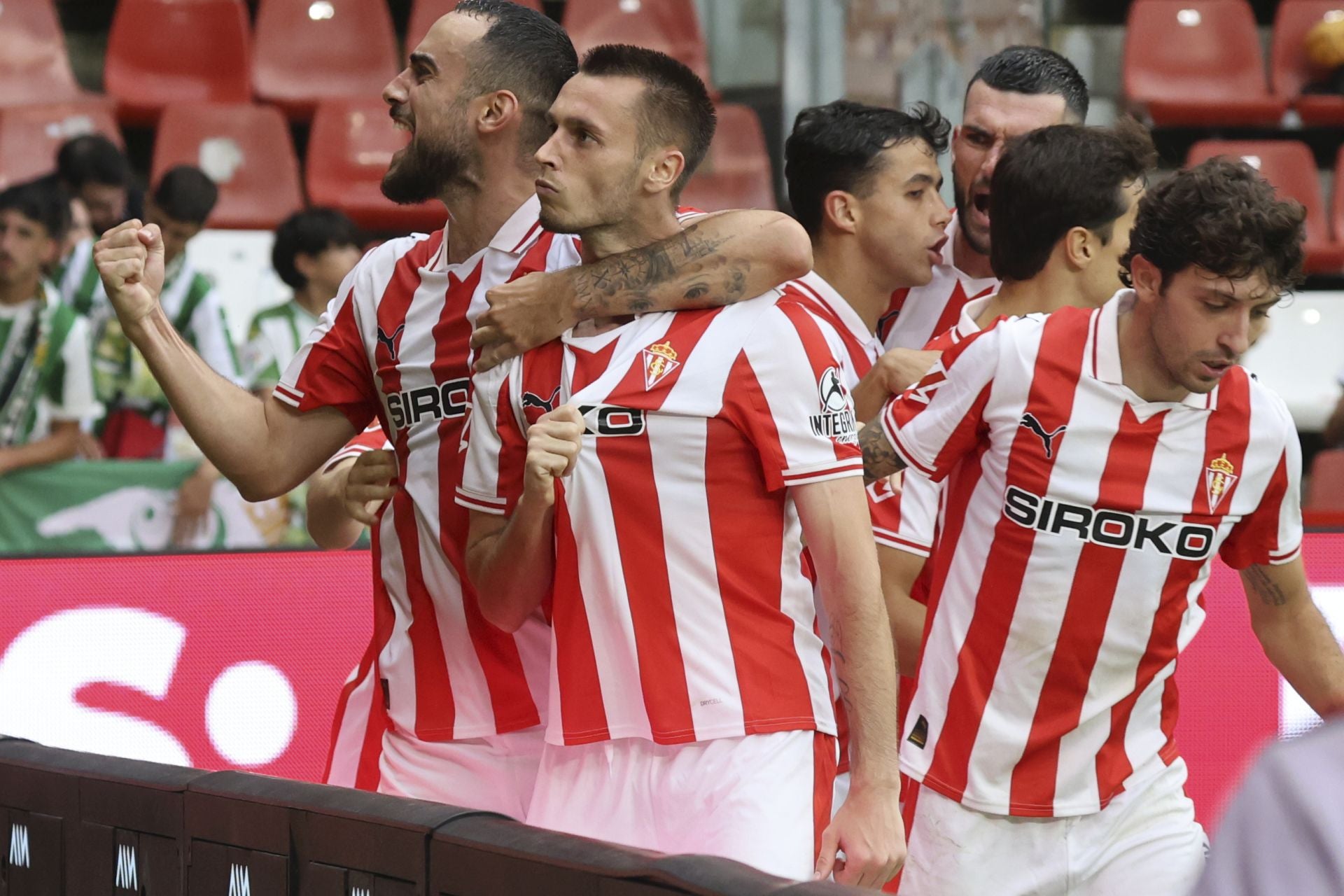 Fotos: Las mejores imágenes del Sporting - Córdoba