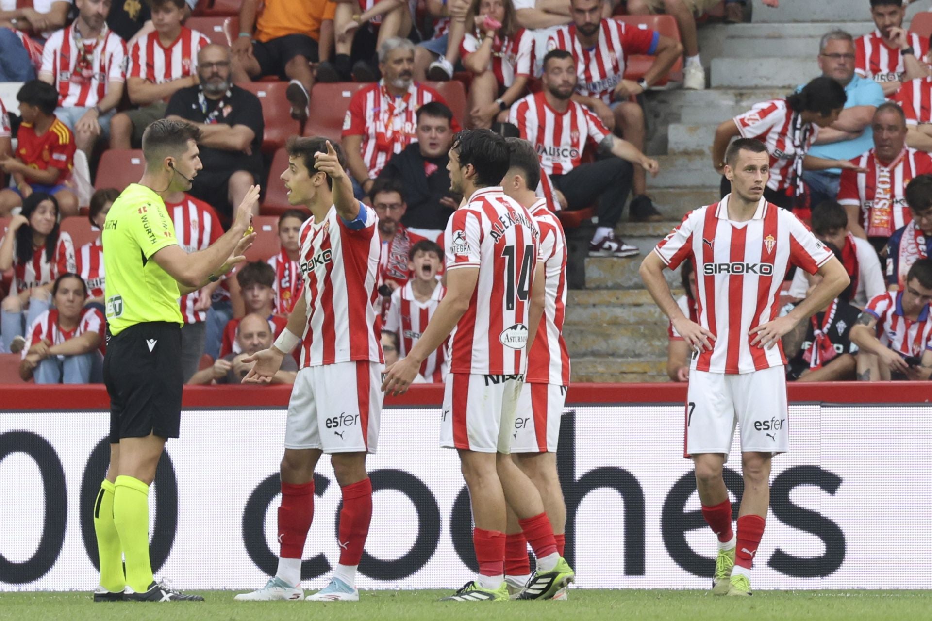 Fotos: Las mejores imágenes del Sporting - Córdoba