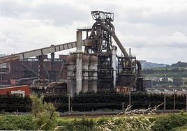 Uno de los dos hornos altos de Arcelor, en la planta de Gijón.