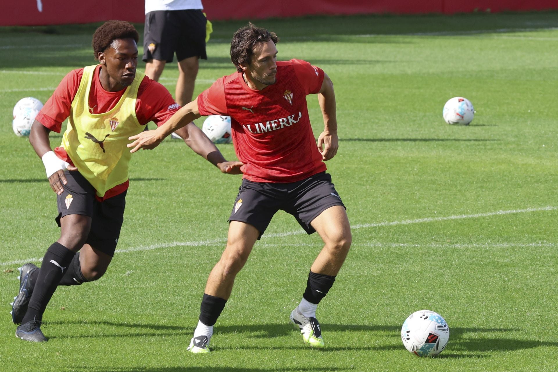 El entrenamiento del Sporting de Gijón del 20 de agosto en imágenes