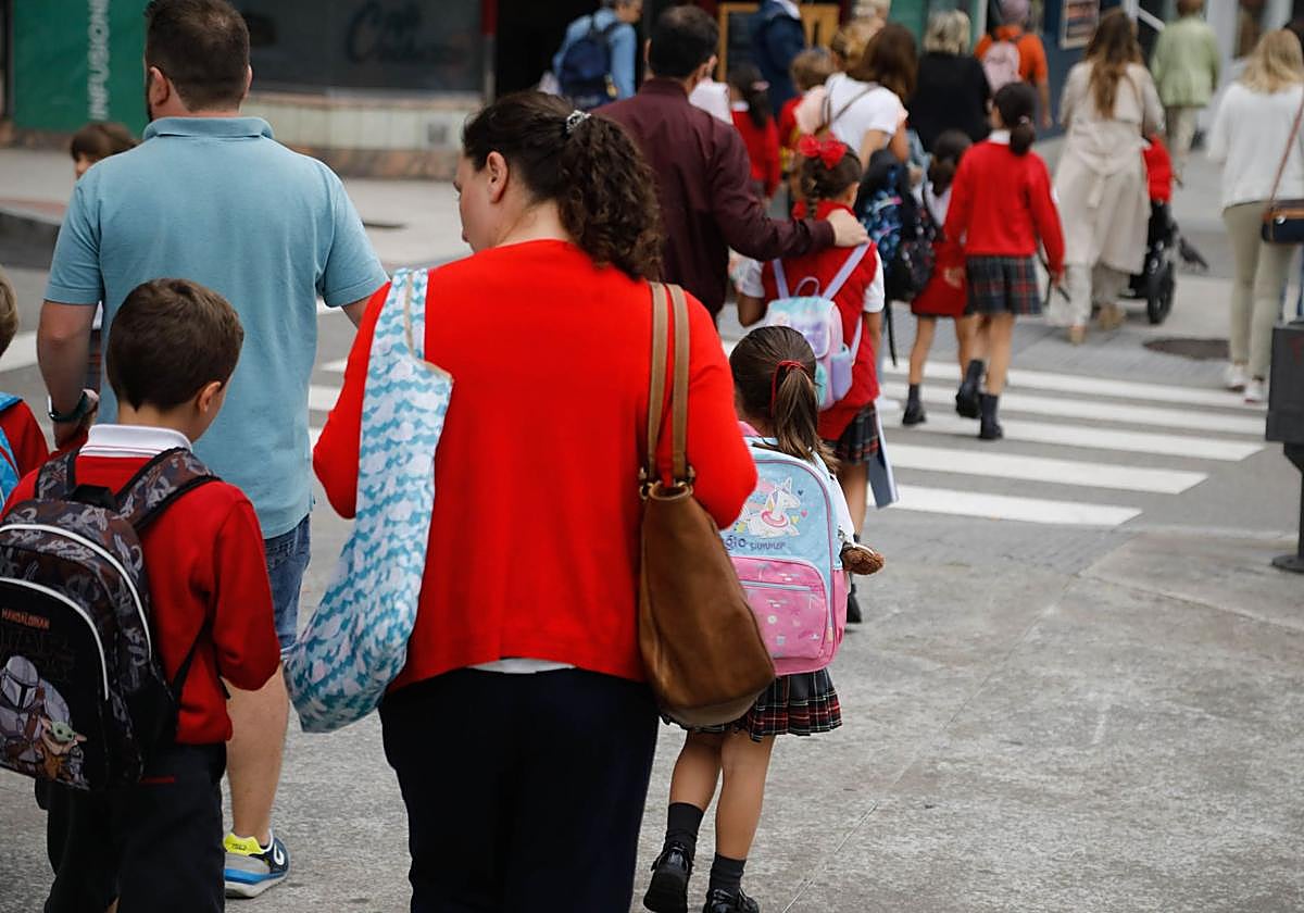 La vuelta al cole es una de las principales preocupaciones de las familias cuando llega el mes de septiembre.