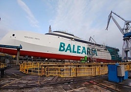 El barco que se construye en Gijón.