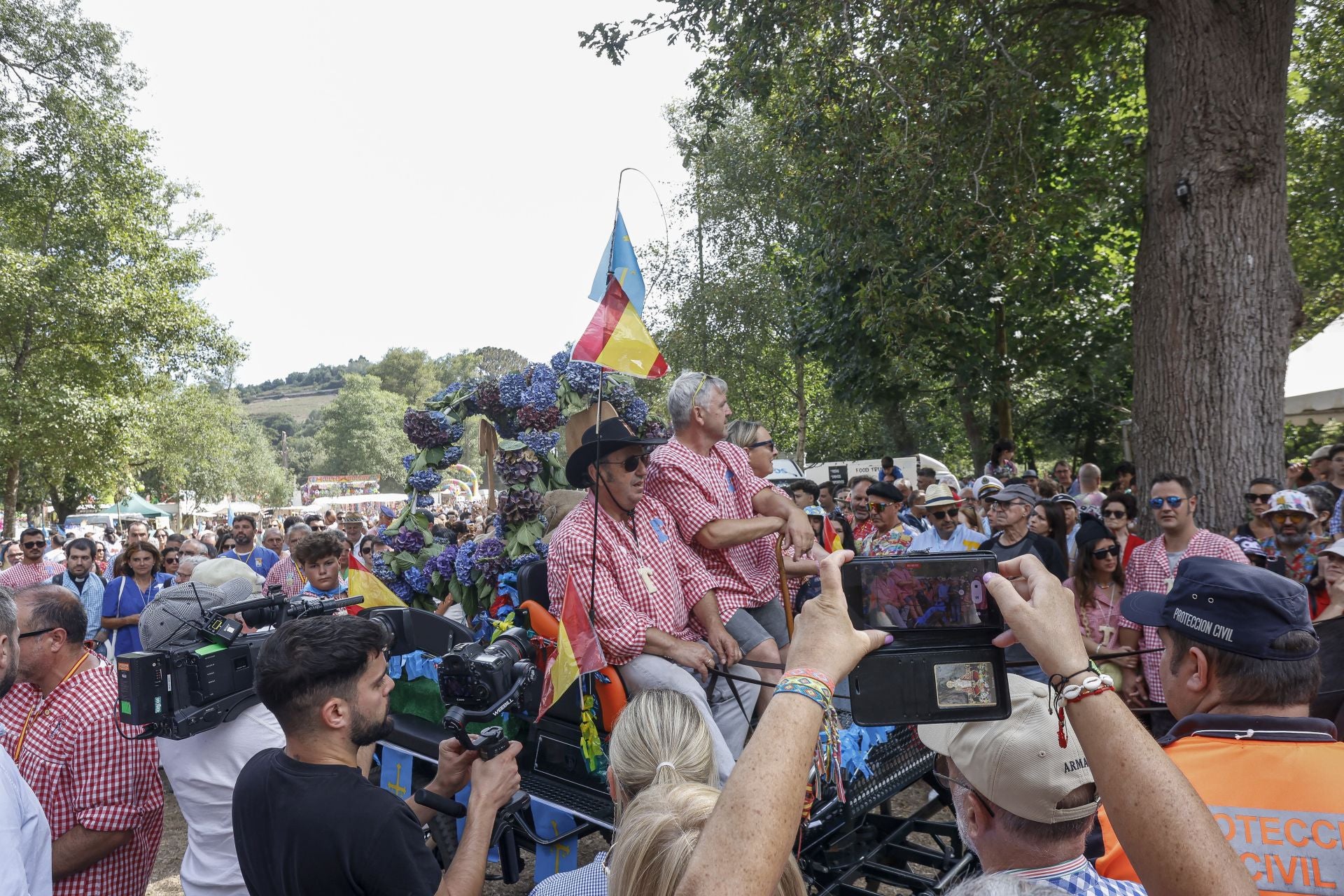Fotos: El día grande de San Timoteo, en Luarca