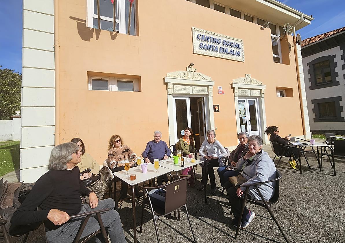 Bar-restaurante Santa Eulalia, en Somao.