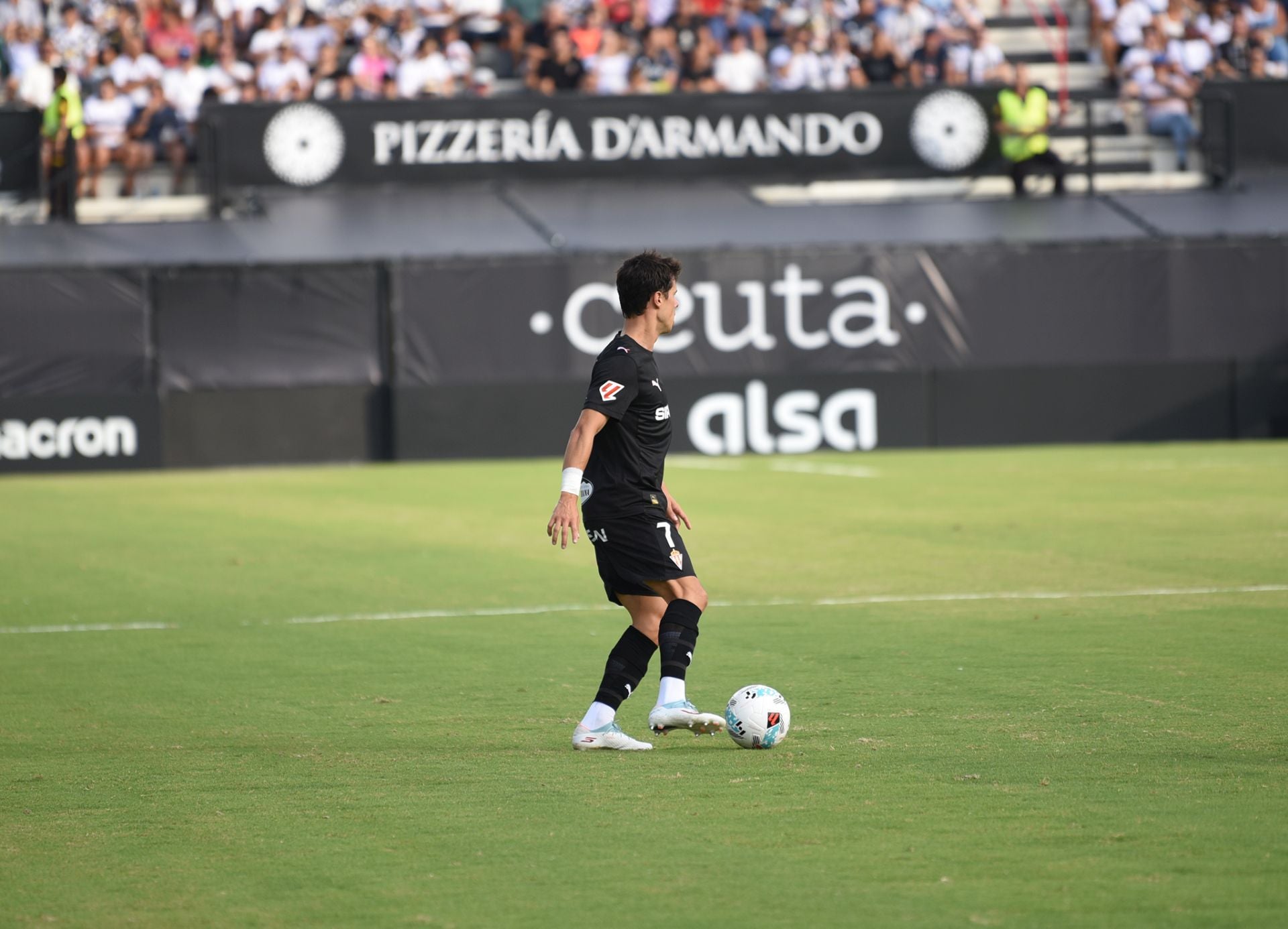 Fotos: Las mejores jugadas del A. D. Ceuta - Sporting de Gijón, en imágenes