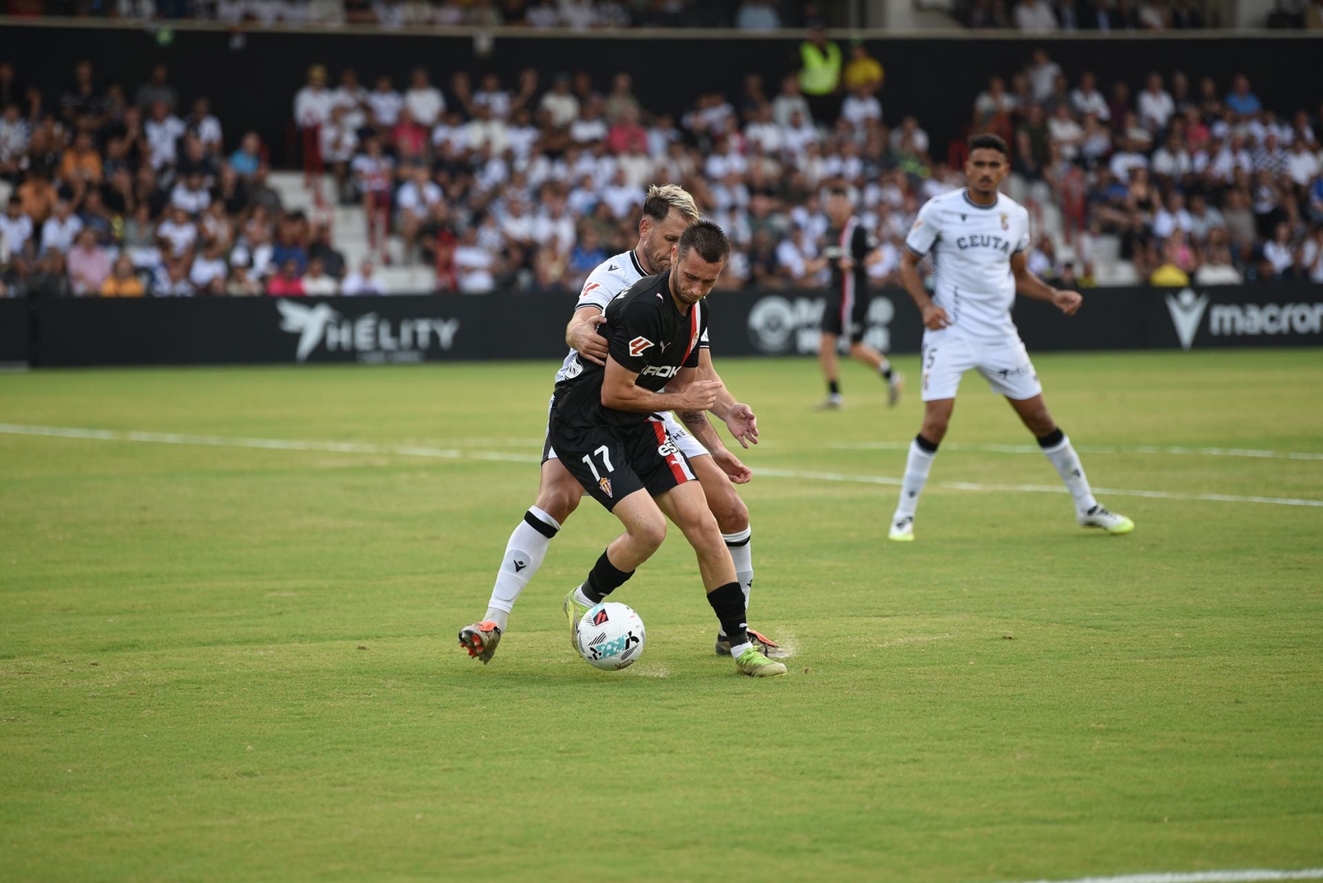 Fotos: Las mejores jugadas del A. D. Ceuta - Sporting de Gijón, en imágenes