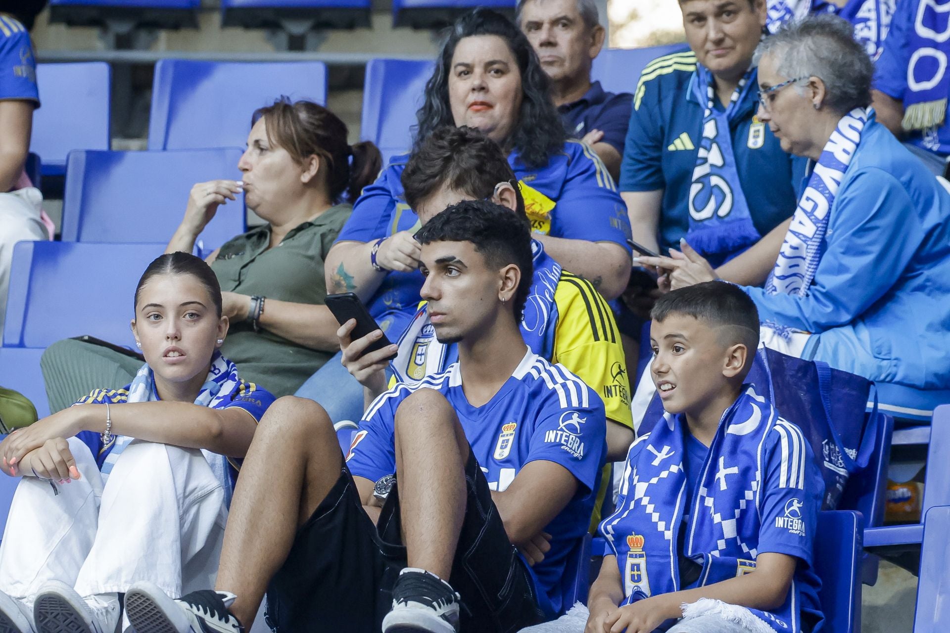 ¿Estuviste en el Real Oviedo - Real Madrid? ¡Búscate!