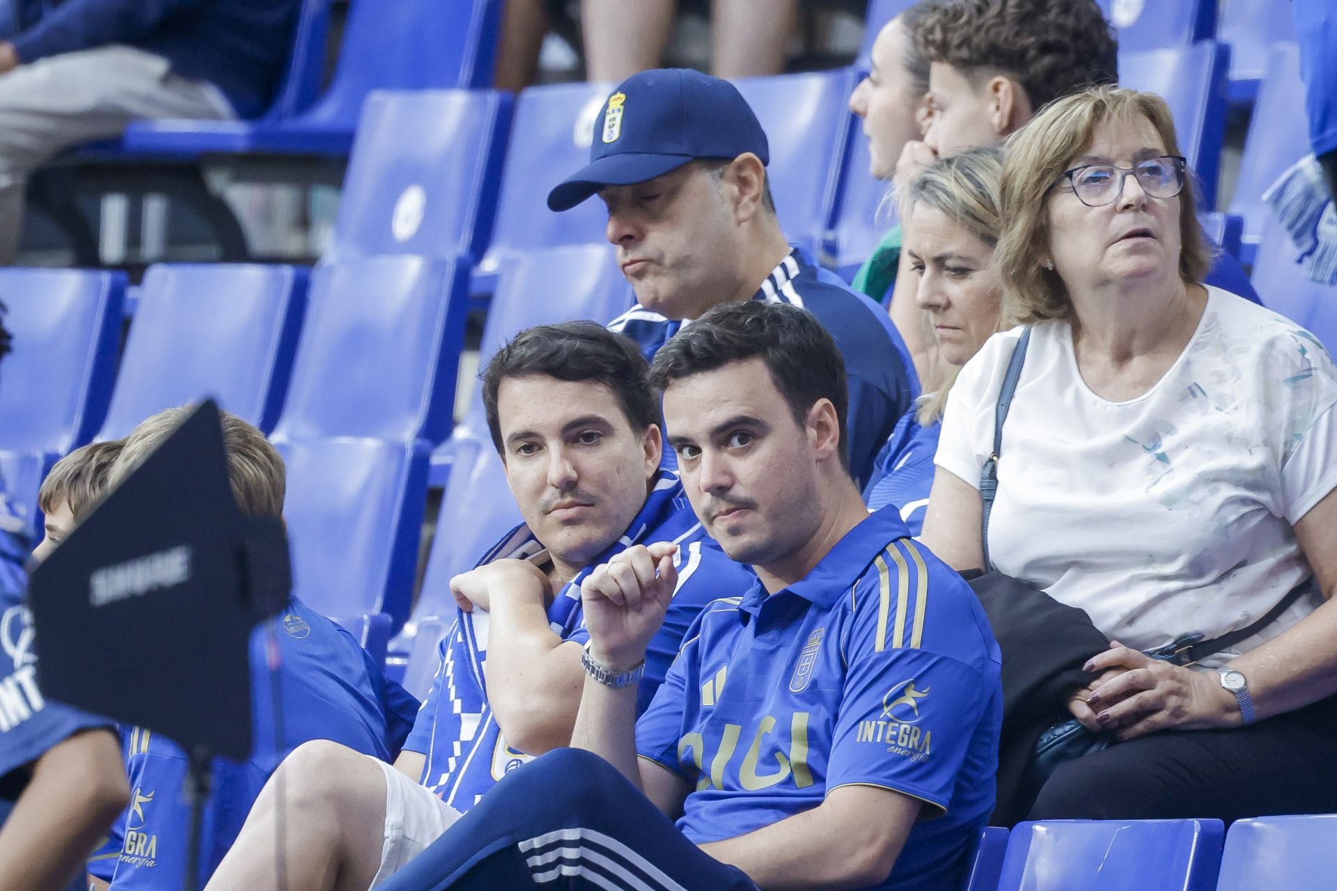 ¿Estuviste en el Real Oviedo - Real Madrid? ¡Búscate!