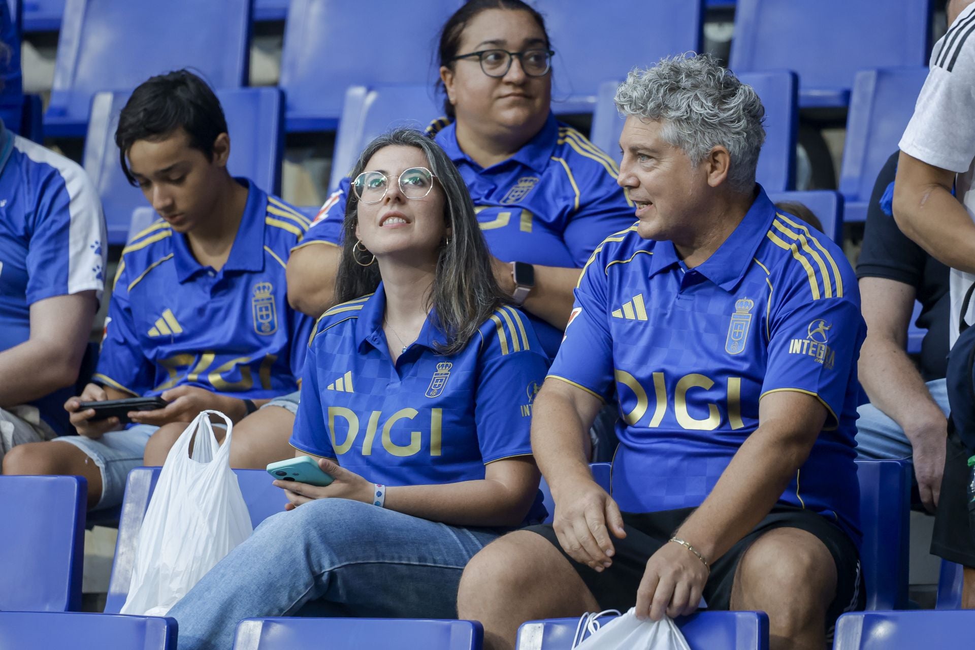 ¿Estuviste en el Real Oviedo - Real Madrid? ¡Búscate!