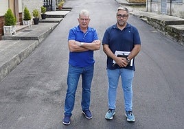 Los ediles Raimundo Díaz y Pergentino Martínez, en Los Pozos.