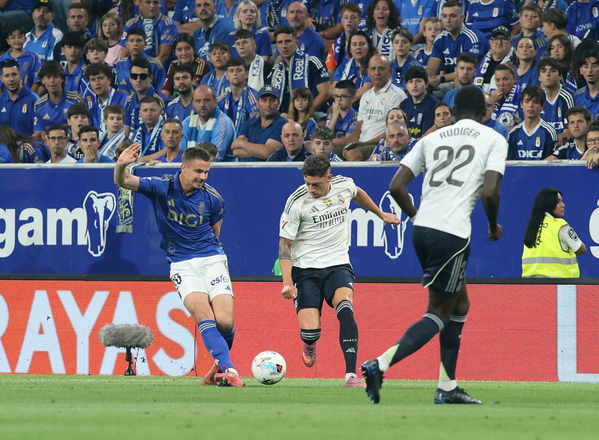 Las mejores jugadas del Real Oviedo - Real Madrid en imágenes