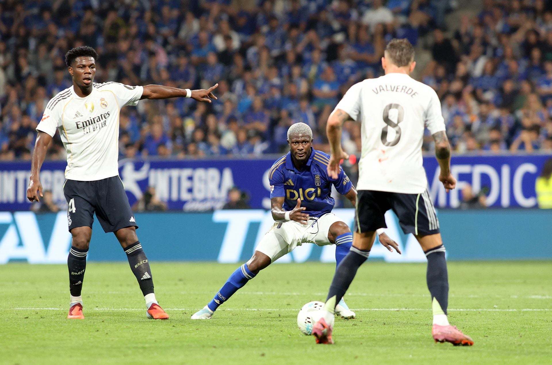 Las mejores jugadas del Real Oviedo - Real Madrid en imágenes
