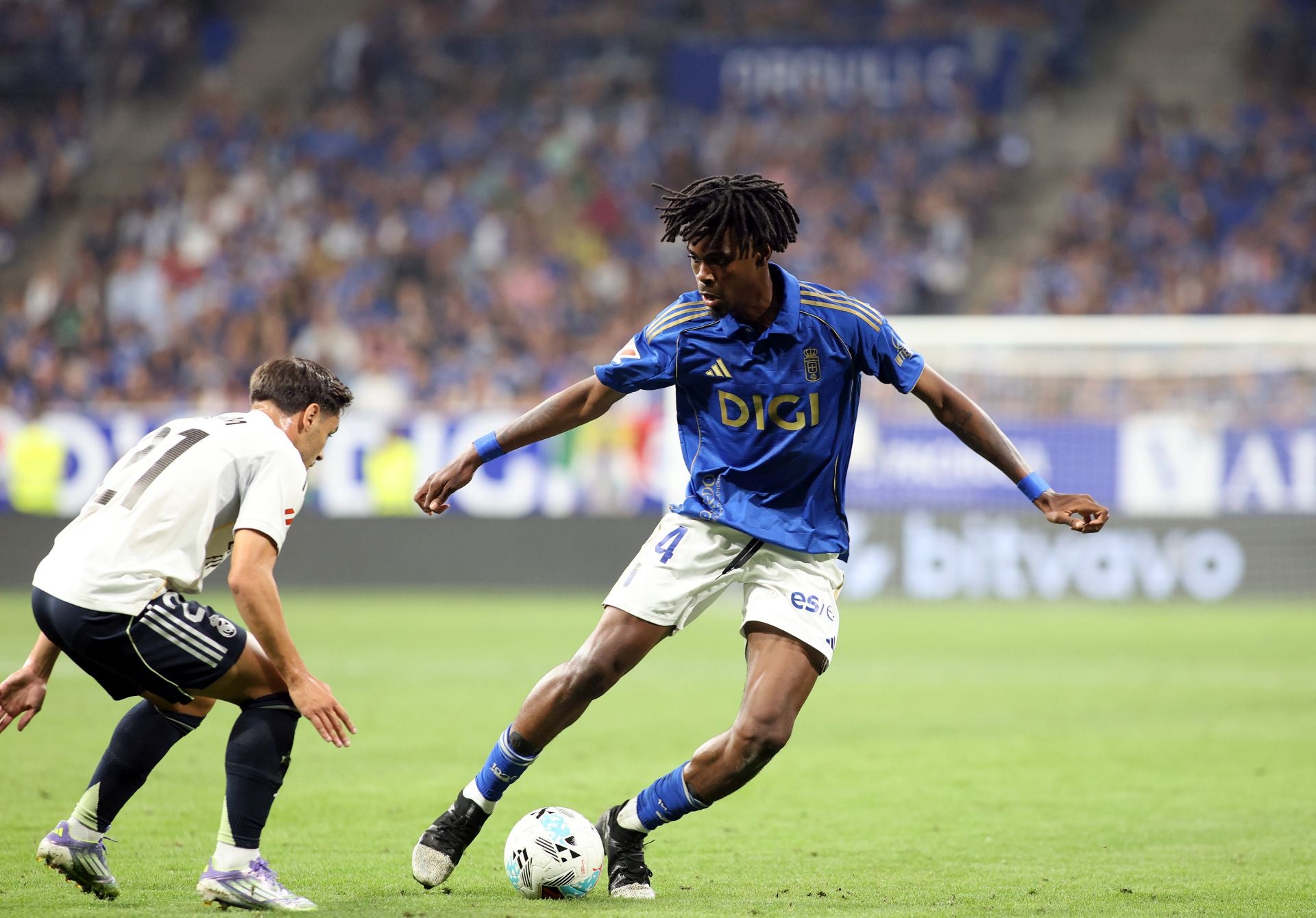 Las mejores jugadas del Real Oviedo - Real Madrid en imágenes