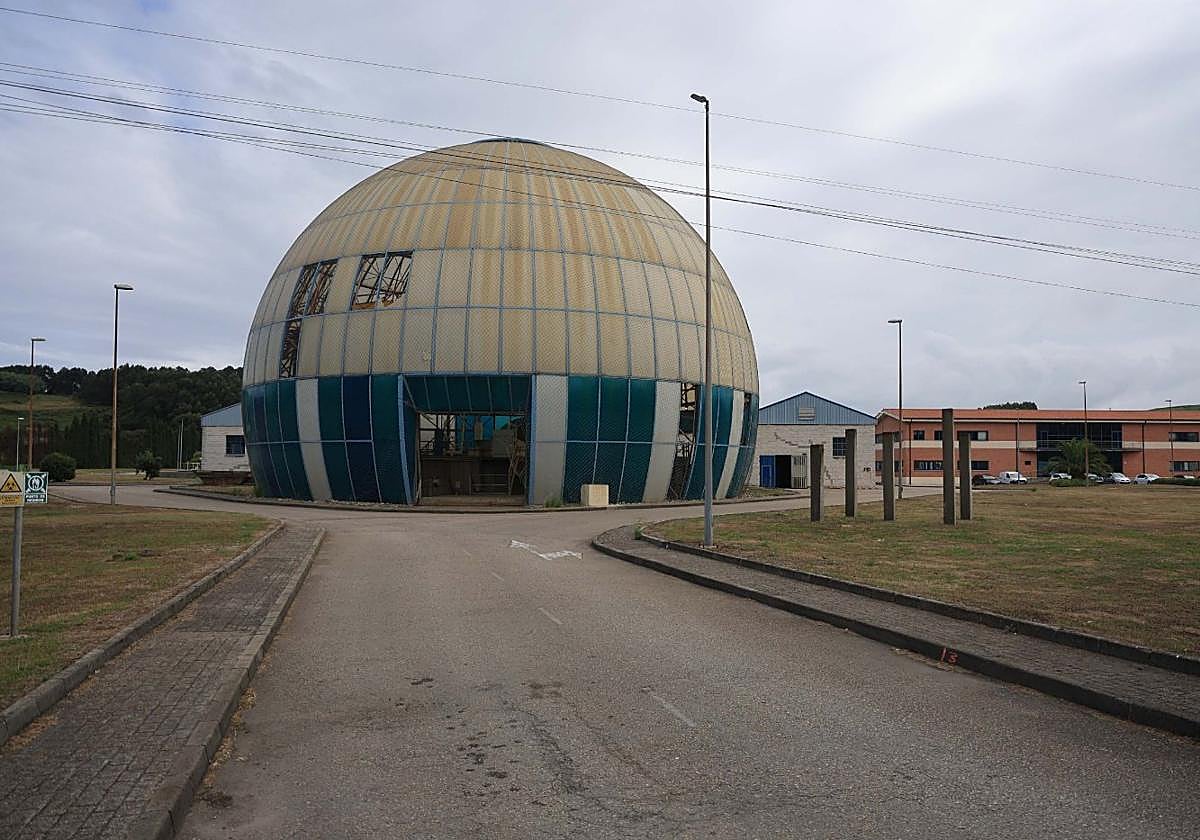 La cúpula de la estación depuradora de aguas de Maqua es uno de sus elementos que mejor la identifican.
