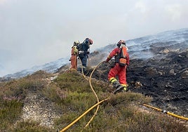 Efectivos de la Unidad Militar de Emergencia, en Cangas del Narcea.
