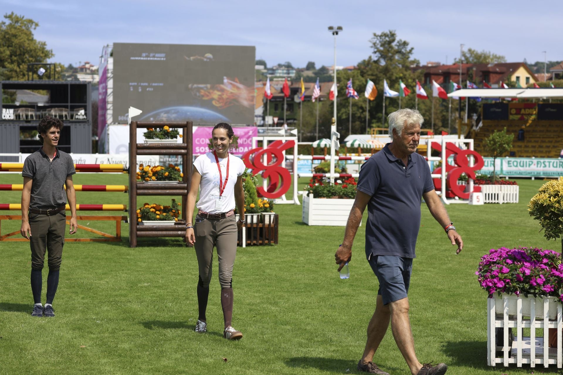 Las fotos que deja el primer día del Hípico en Gijón