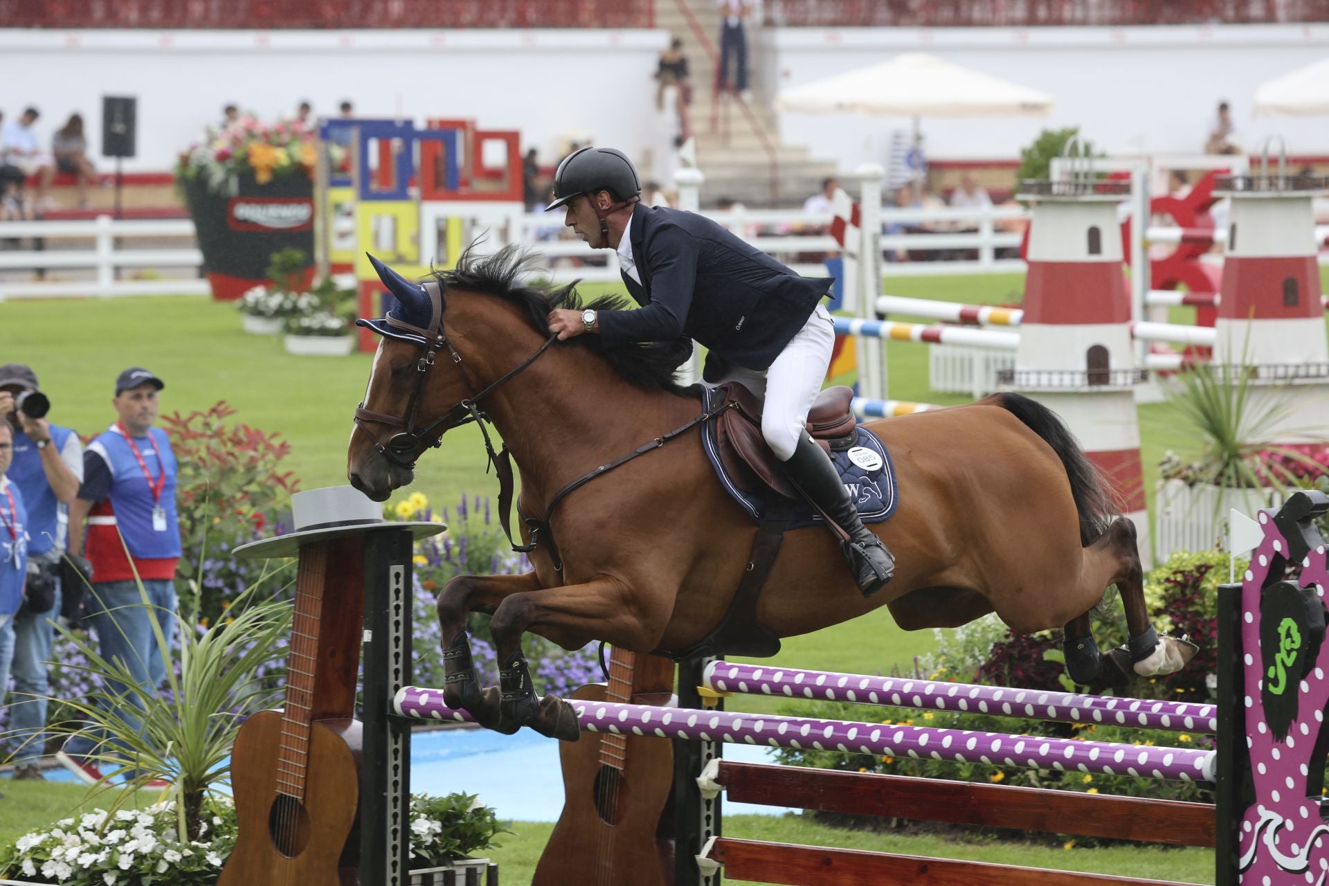 Las fotos que deja el primer día del Hípico en Gijón
