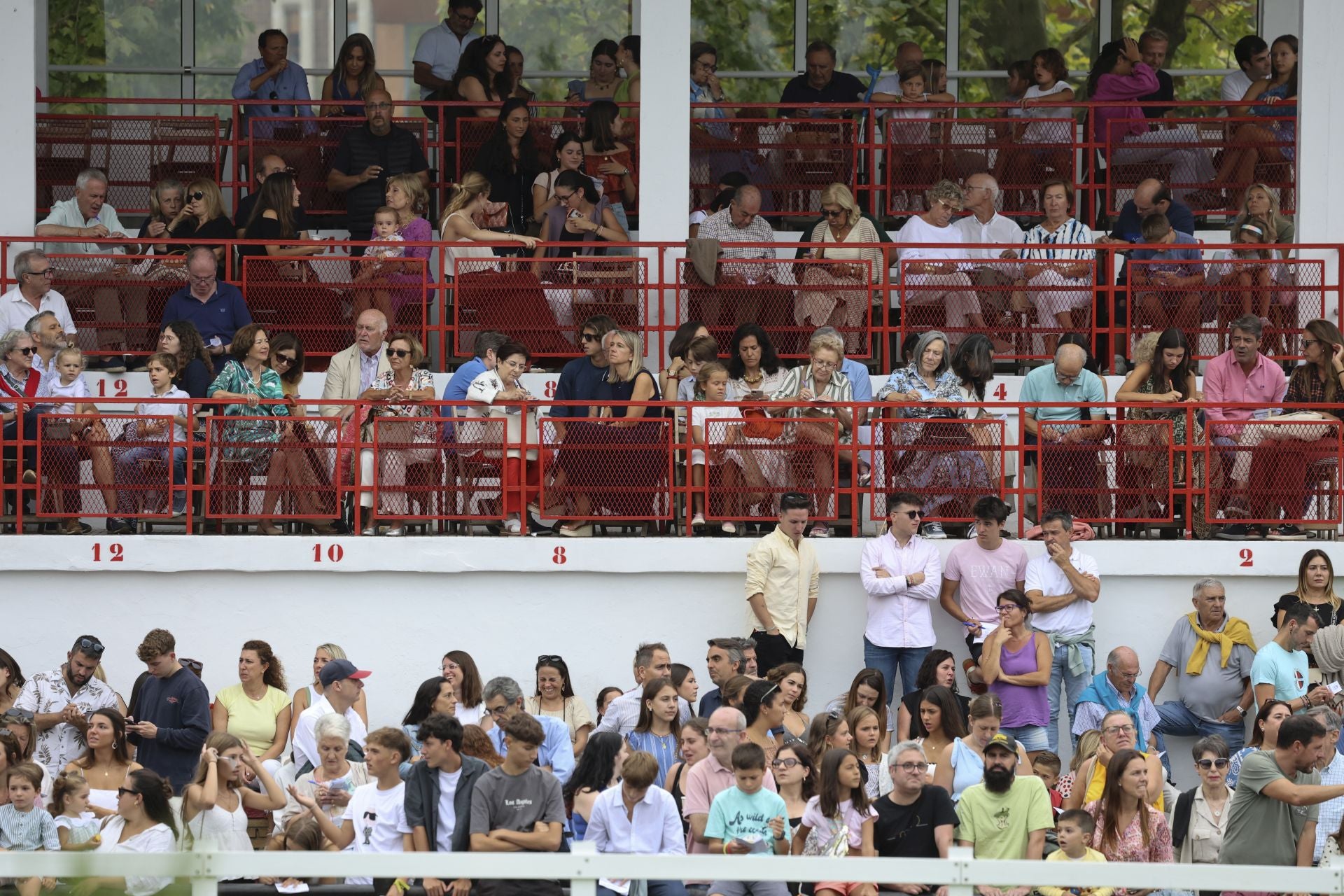 Las fotos que deja el primer día del Hípico en Gijón