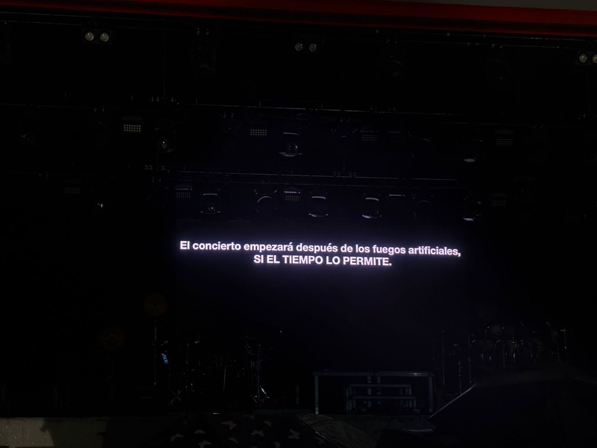 La recompensa de una larga espera: las mejores fotos del concierto de Carlos Baute en Avilés