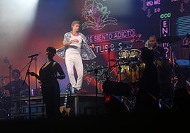 La recompensa de una larga espera: las mejores fotos del concierto de Carlos Baute en Avilés