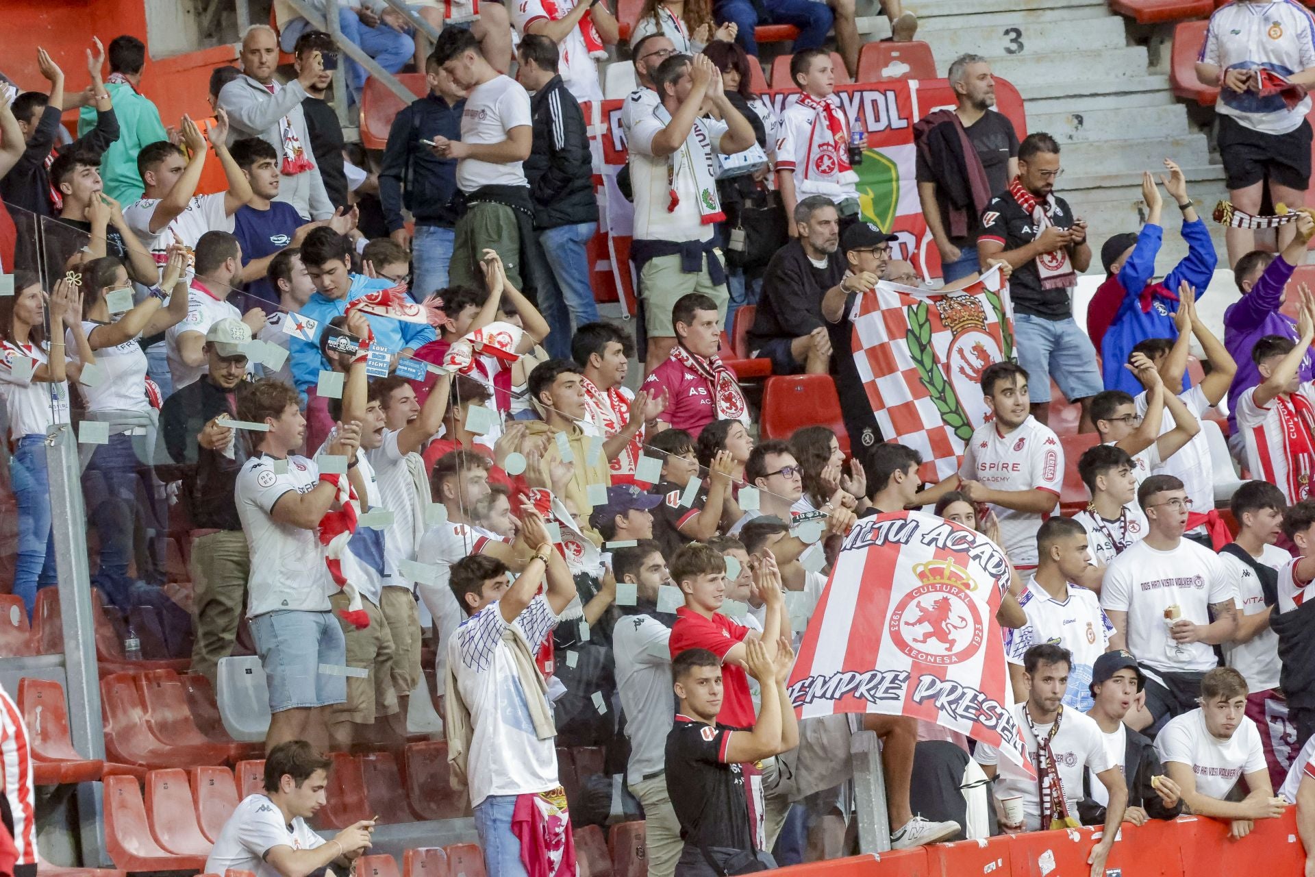 ¿Estuviste en el Sporting de Gijón - Cultural Leonesa? ¡Búscate!