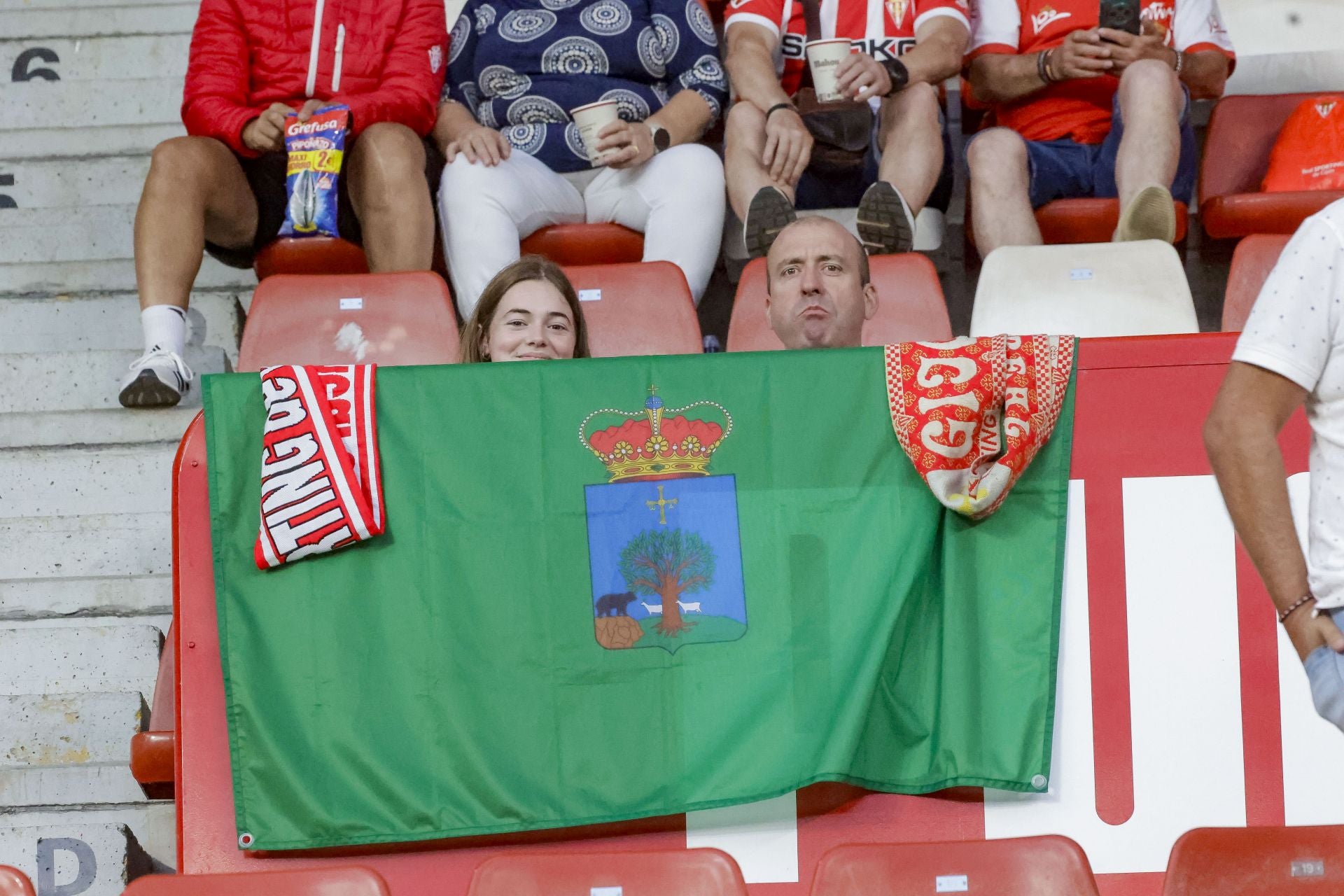 ¿Estuviste en el Sporting de Gijón - Cultural Leonesa? ¡Búscate!