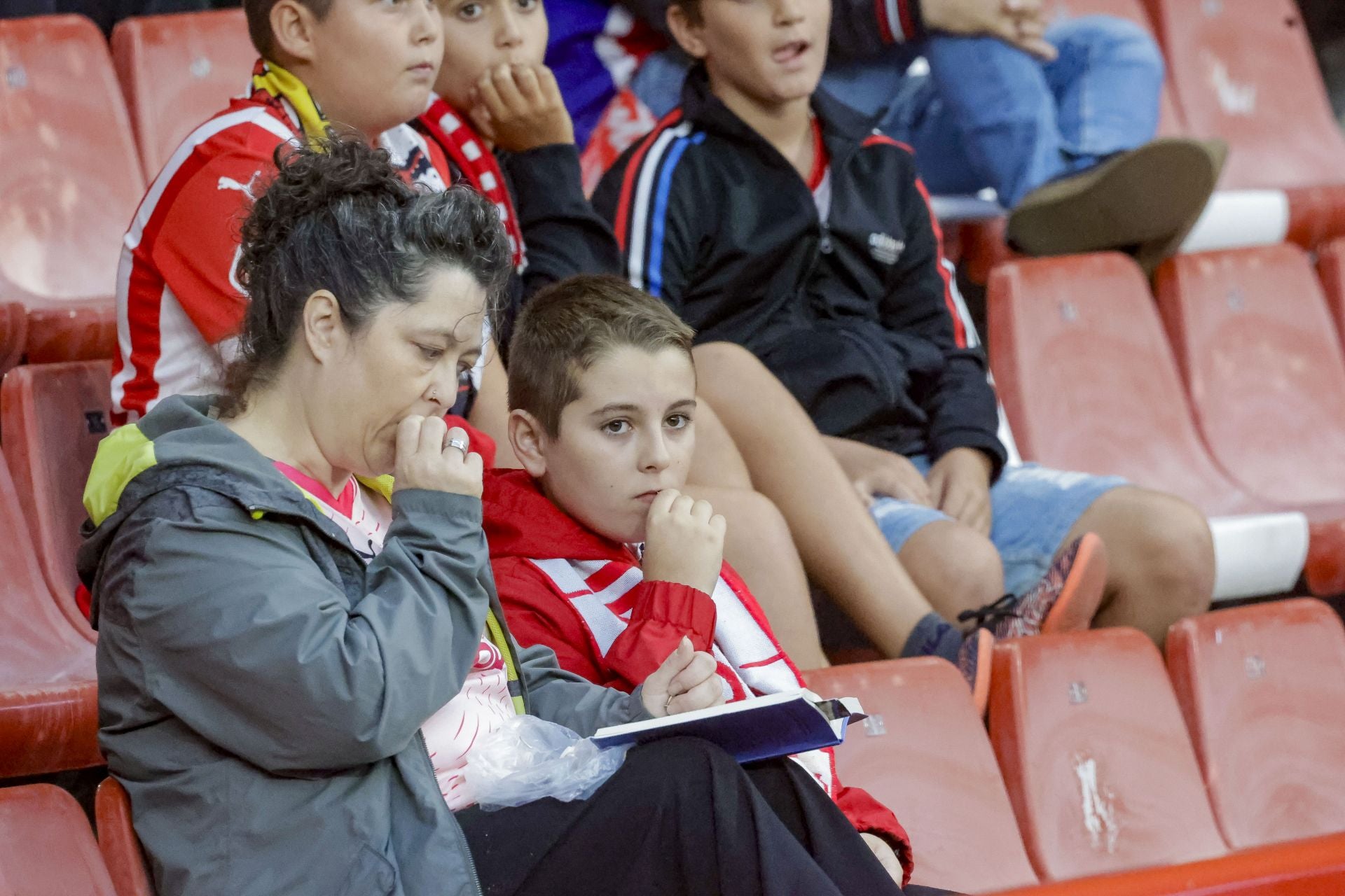 ¿Estuviste en el Sporting de Gijón - Cultural Leonesa? ¡Búscate!