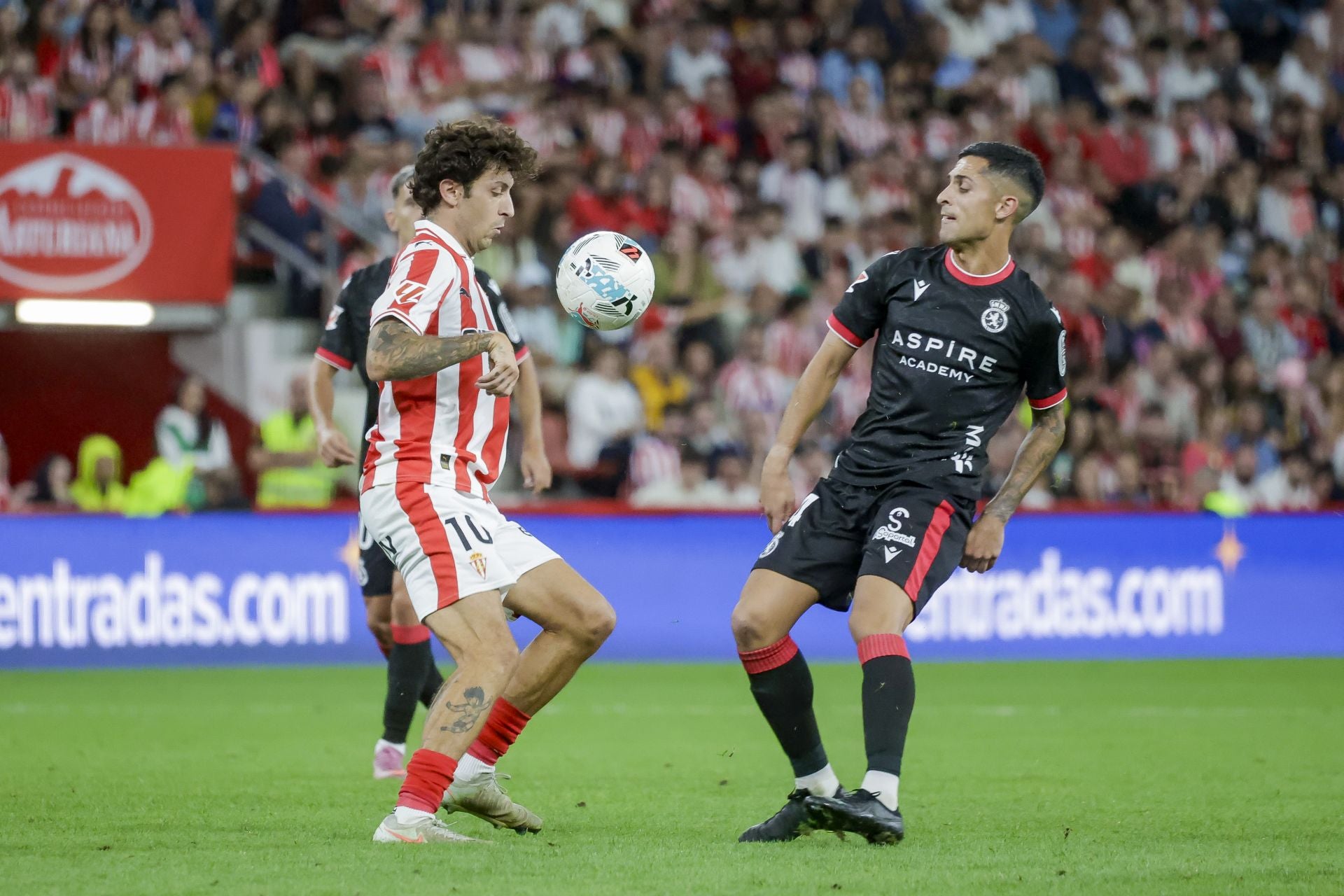 Las mejores jugadas del Sporting - Cultural en imágenes