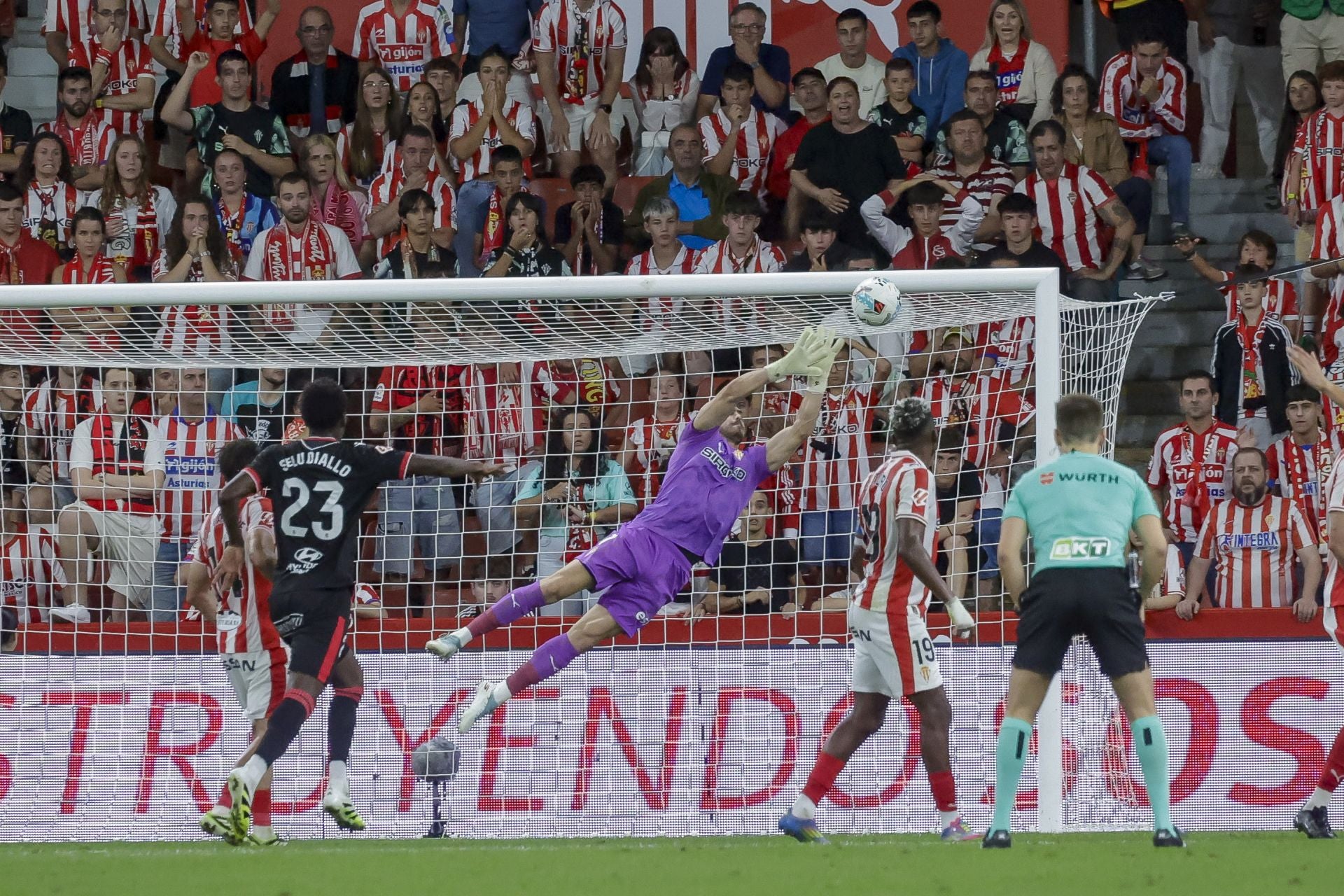 Las mejores jugadas del Sporting - Cultural en imágenes