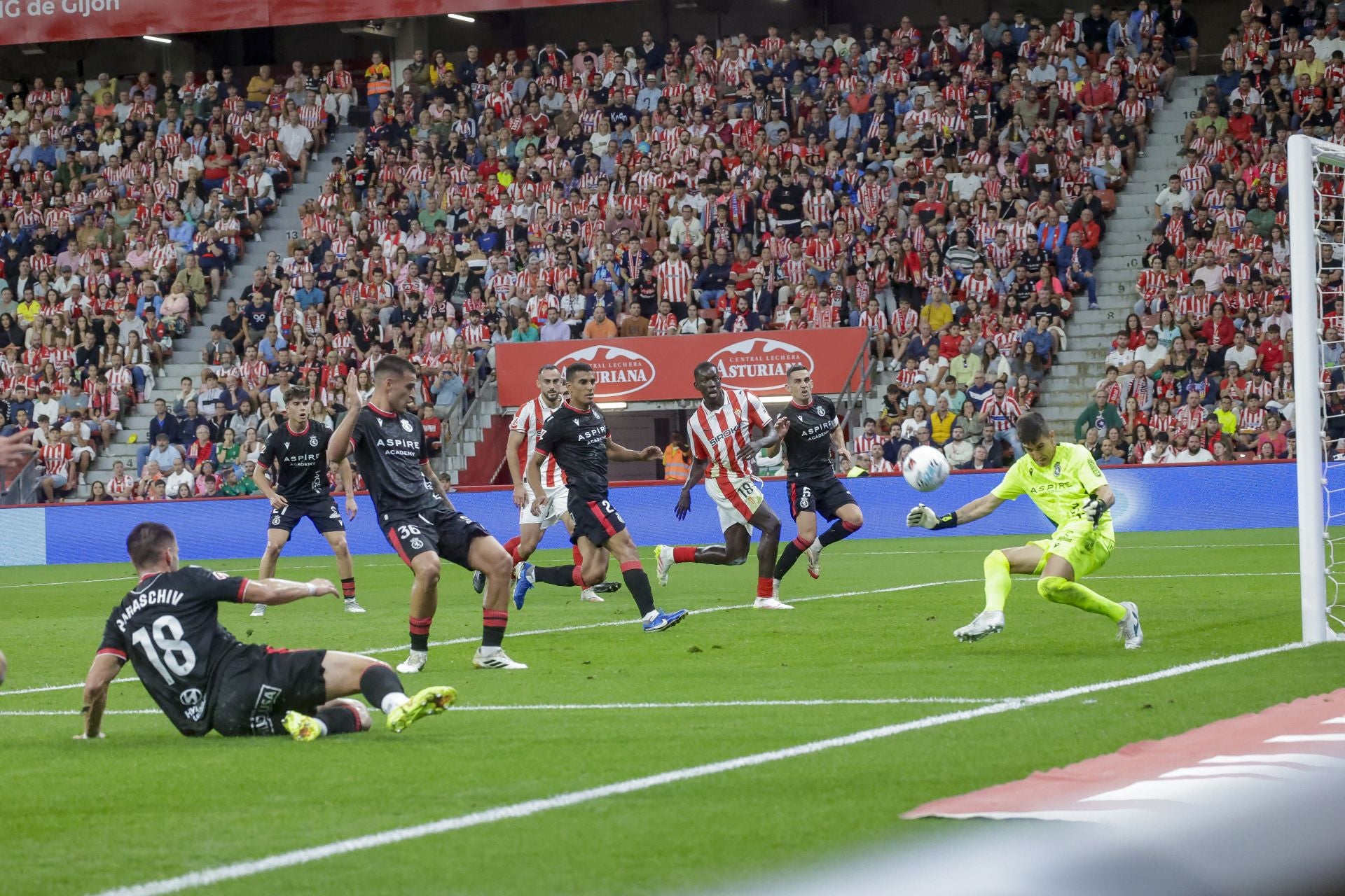 Las mejores jugadas del Sporting - Cultural en imágenes