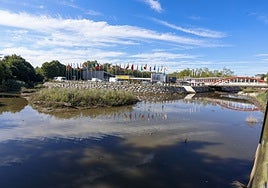 Zona que ocupaban las compuertas y azudes desmantelados hace ya un año.