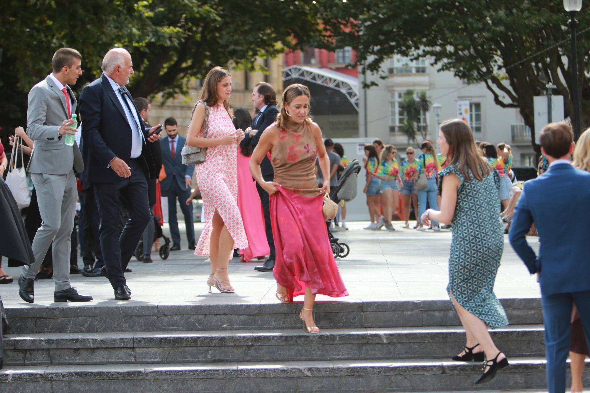 Los invitados a la boda en Gijón de Corín Castro y Javier Barreiro