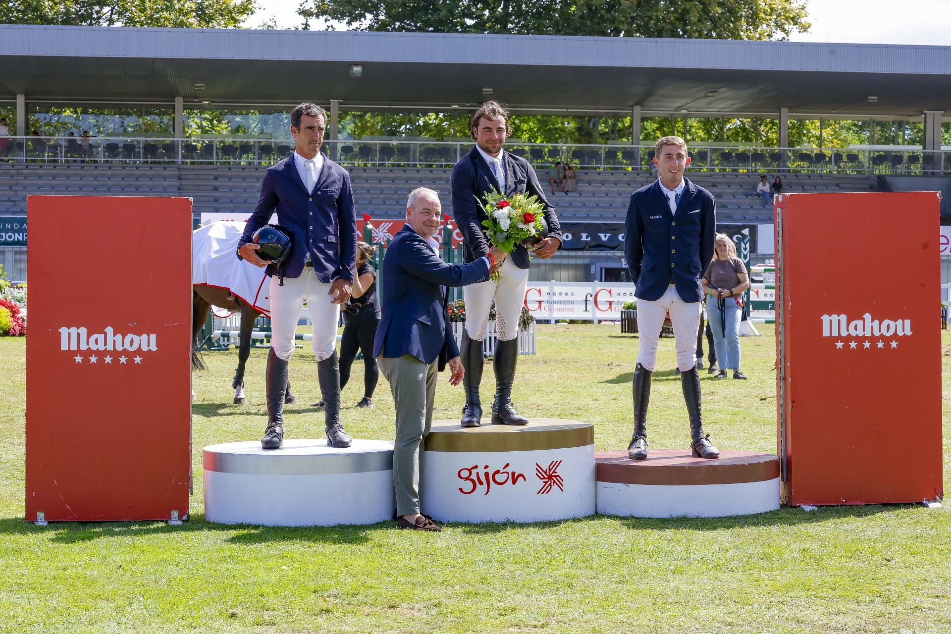 El Hípico de Gijón, lleno este sábado