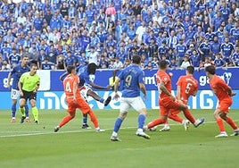 Las mejores jugadas del Real Oviedo - Real Sociedad en imágenes