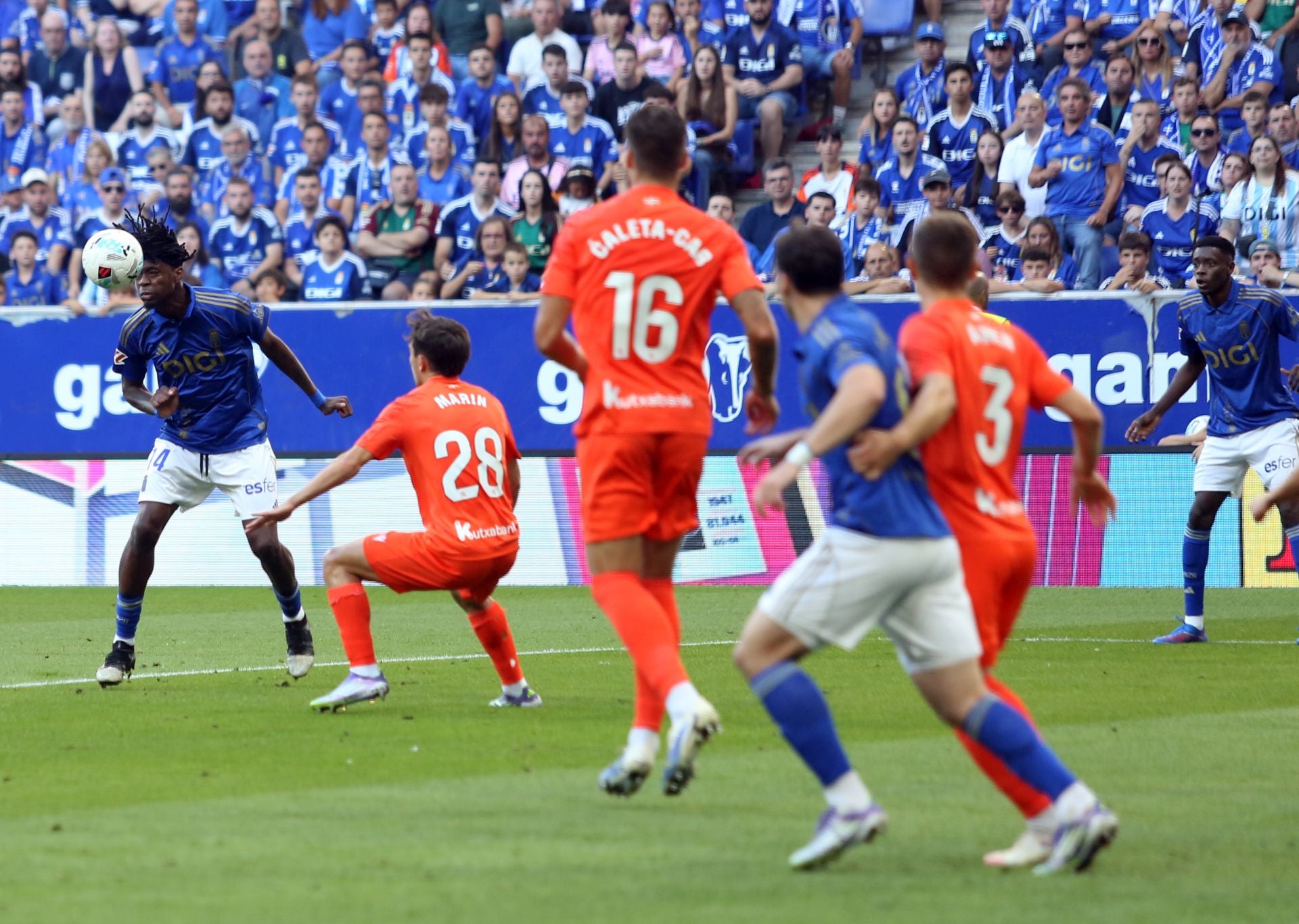 Las mejores jugadas del Real Oviedo - Real Sociedad en imágenes