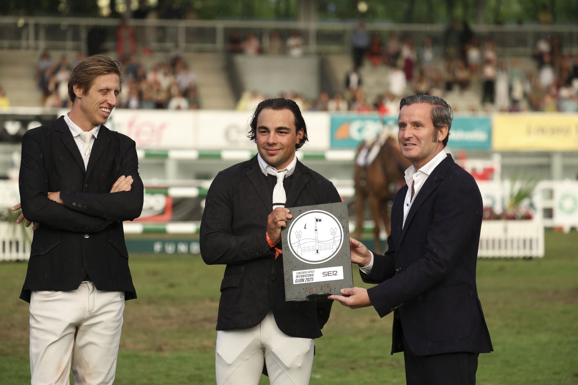 Llenazo en el hípico este domingo