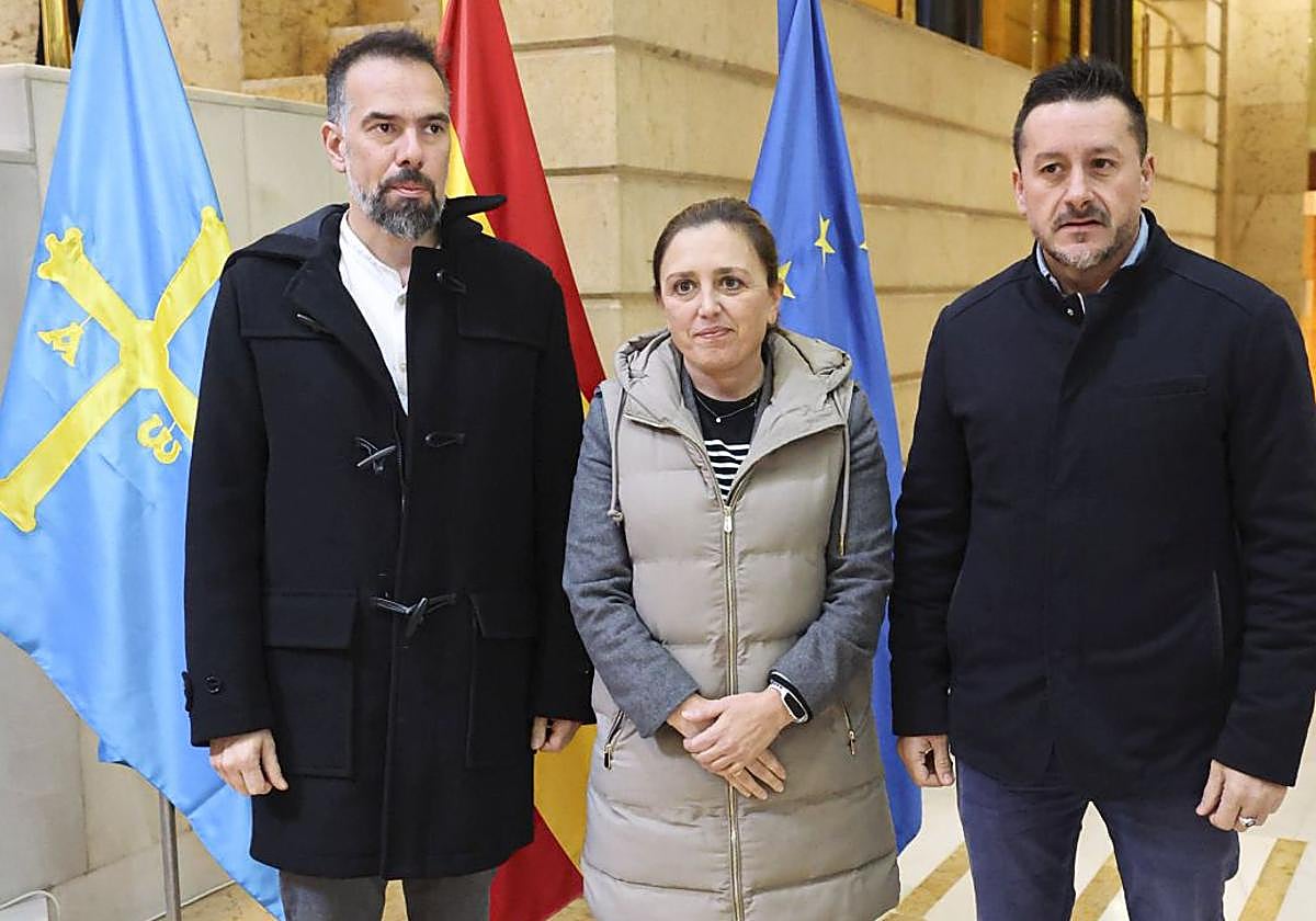 José Manuel Zapico, María Calvo y Javier Fernández Lanero.