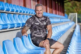 Iván González, entrenador del Real Avilés femenino.