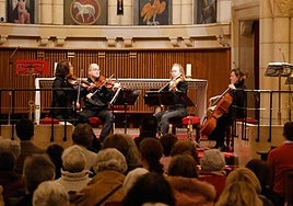 Concierto extraordinario de Semana Santa de la Sociedad Filarmónica de Gijón, en la Parroquia Mayor de San Pedro.