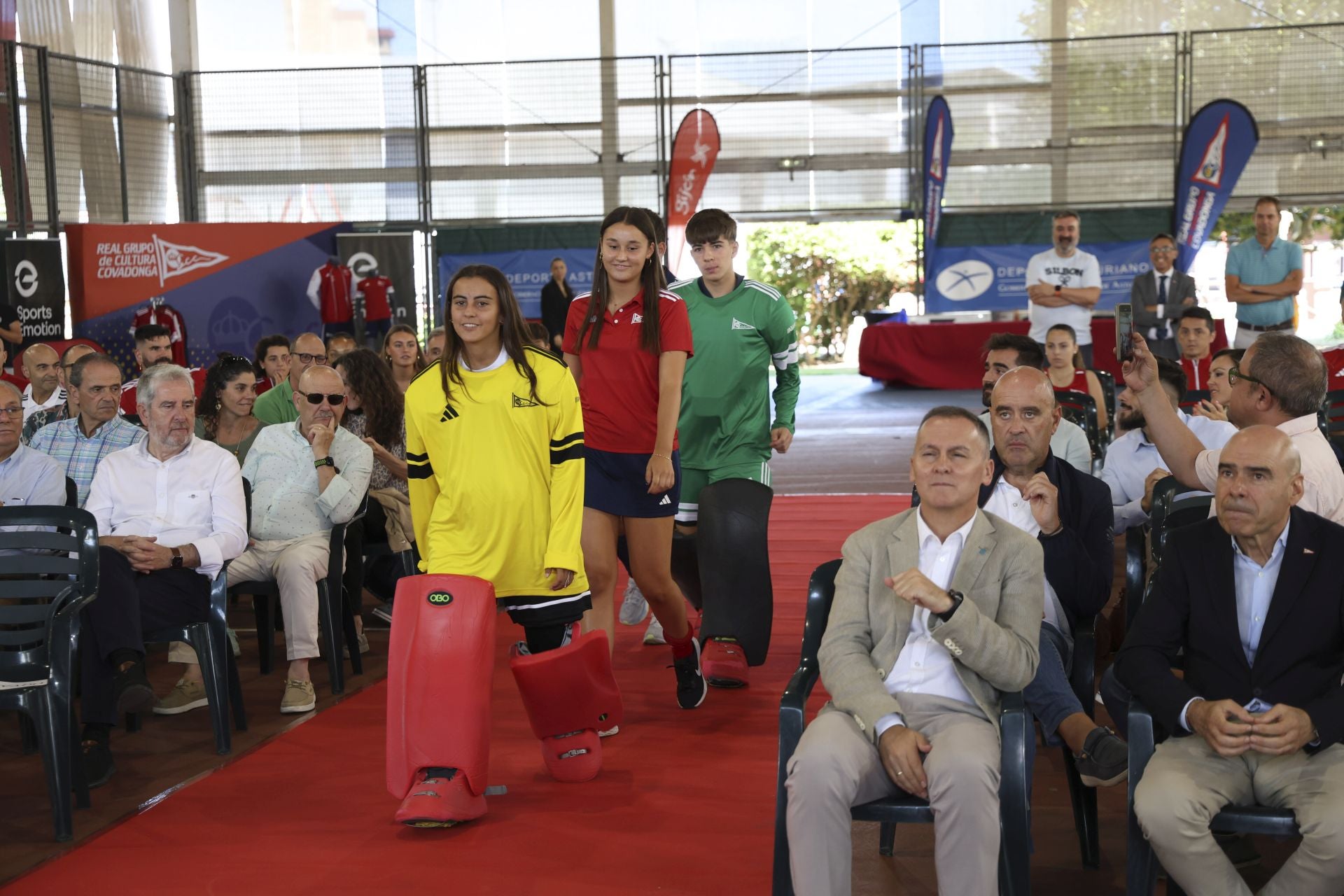 Así son las nuevas equipaciones deportivas del Grupo Covadonga