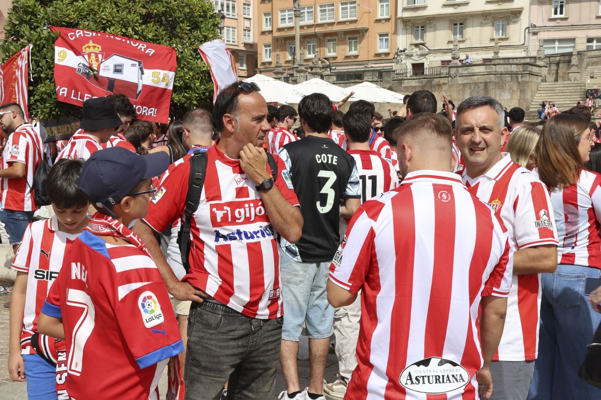 La &#039;mareona&#039; conquista La Coruña ¿Estuviste? ¡Búscate!