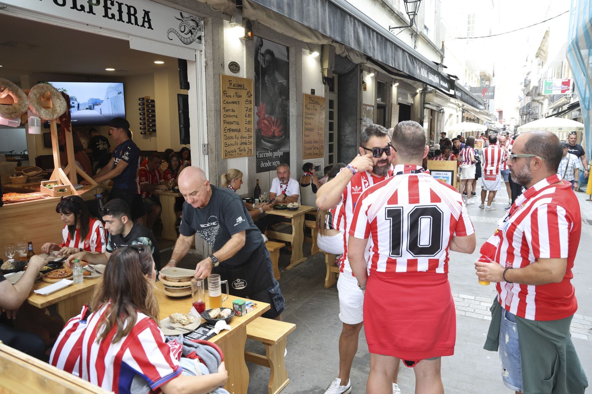 La &#039;mareona&#039; conquista La Coruña ¿Estuviste? ¡Búscate!